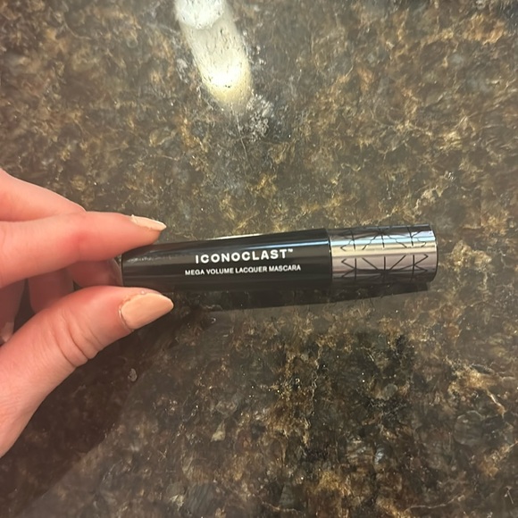 Butter London Iconoclast Mega Volume Lacquer Mascara 0.14oz New Never Used - Picture 1 of 2